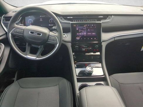 New 2026 Jeep Grand Cherokee Laredo RWD image 15