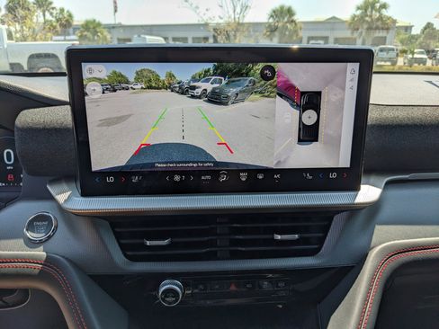 New 2025 Ford Explorer ST-Line w/ Premium Package image 23