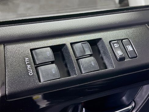 Certified 2024 Toyota 4Runner TRD Off-Road Premium image 17