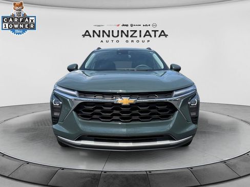 Used 2025 Chevrolet Trax LT image 8