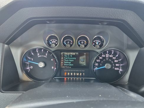 Used 2015 Ford F350 Lariat w/ Chrome Package image 9