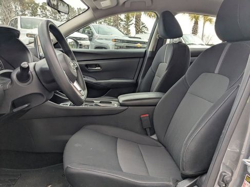 Used 2024 Nissan Sentra SV image 19