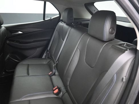 Used 2025 Buick Encore GX Sport Touring FWD image 22