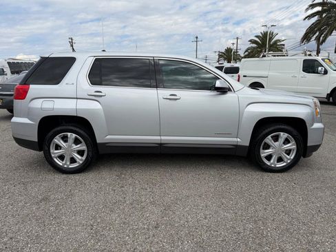 Used 2017 GMC Terrain SLE FWD image 4