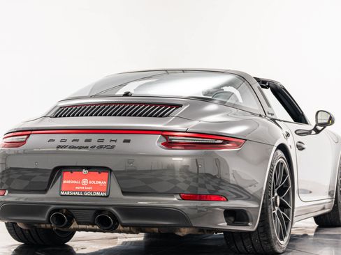 Used 2018 Porsche 911 Targa 4 GTS AWD/4WD image 9