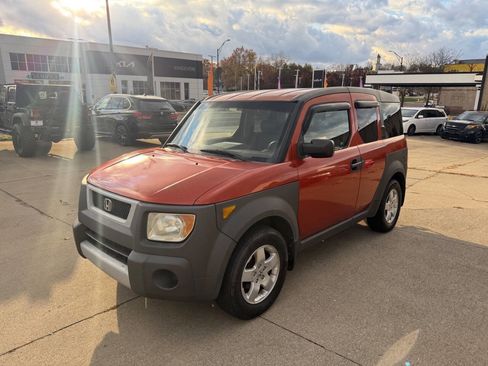 Used 2004 Honda Element EX image 3
