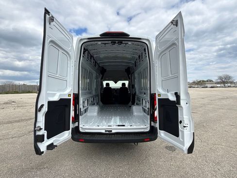 Used 2022 Ford Transit 350 148 High Roof Extended DRW RWD image 9