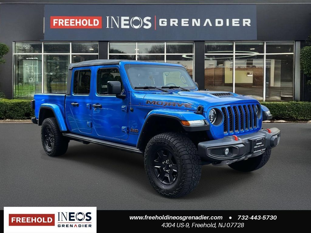 Used 2023 Jeep Gladiator Mojave w/ LED Lighting Group AWD/4WD image 1