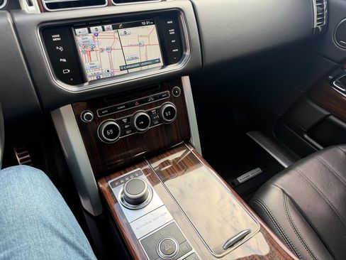 Used 2014 Land Rover Range Rover Supercharged image 13