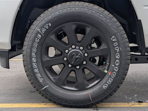 New 2026 RAM 2500 Big Horn AWD/4WD image 4