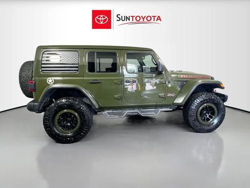 Used 2021 Jeep Wrangler Unlimited Rubicon AWD/4WD image 2