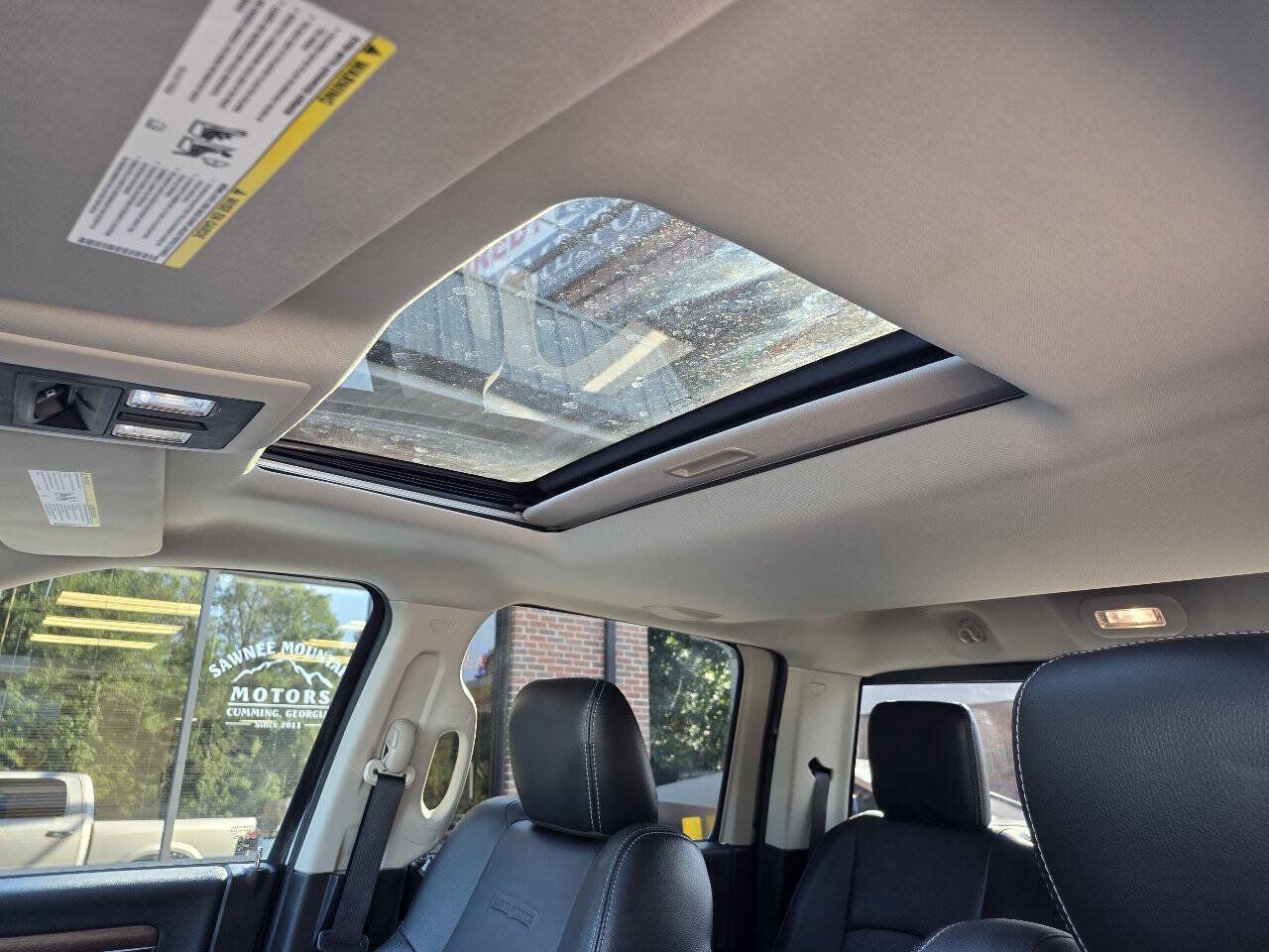 Used 2014 RAM 1500 Laramie w/ Convenience Group RWD image 17