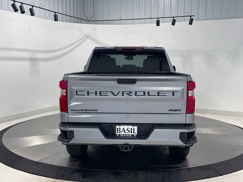 Used 2023 Chevrolet Silverado 1500 Custom w/ 2.7L Blackout Package image 12