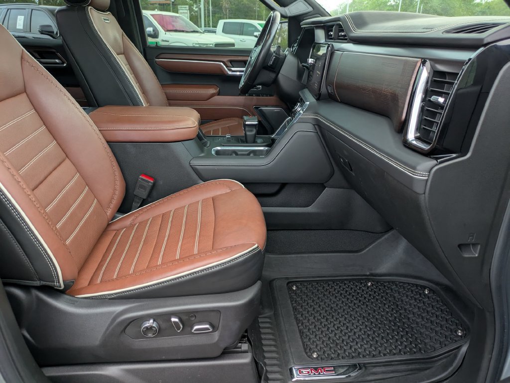 Used 2024 GMC Sierra 1500 Denali Ultimate AWD/4WD image 24