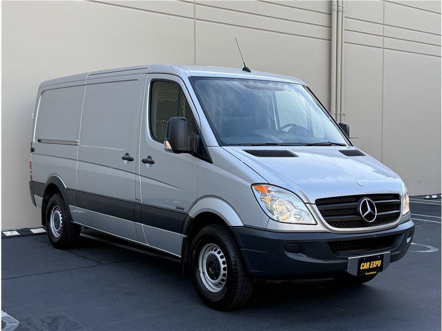 Used 2013 Mercedes-Benz Sprinter 2500 image 1