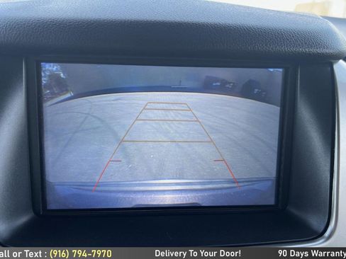 Used 2018 Chevrolet Suburban LT image 20