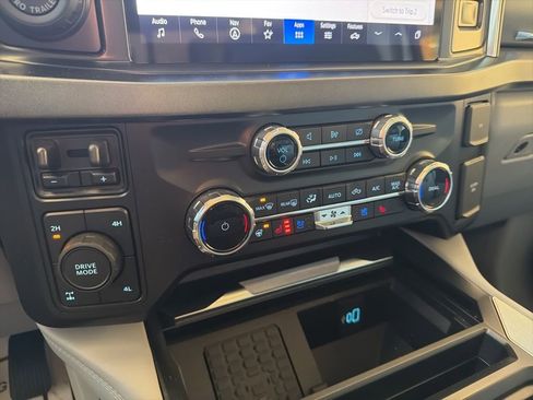 Used 2024 Ford F350 Limited w/ FX4 Off-Road Package image 32