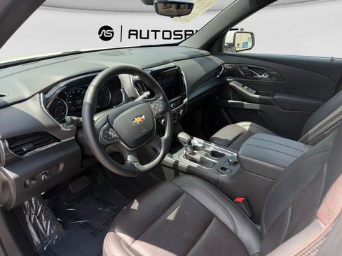 Used 2023 Chevrolet Traverse High Country AWD/4WD image 16