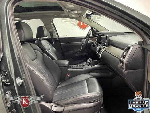 Used 2023 Kia Sorento S w/ Panoramic Sunroof Package AWD/4WD image 24