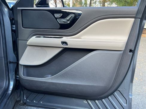 Certified 2023 Lincoln Aviator Standard Sport Utility w/ Elements Package image 9