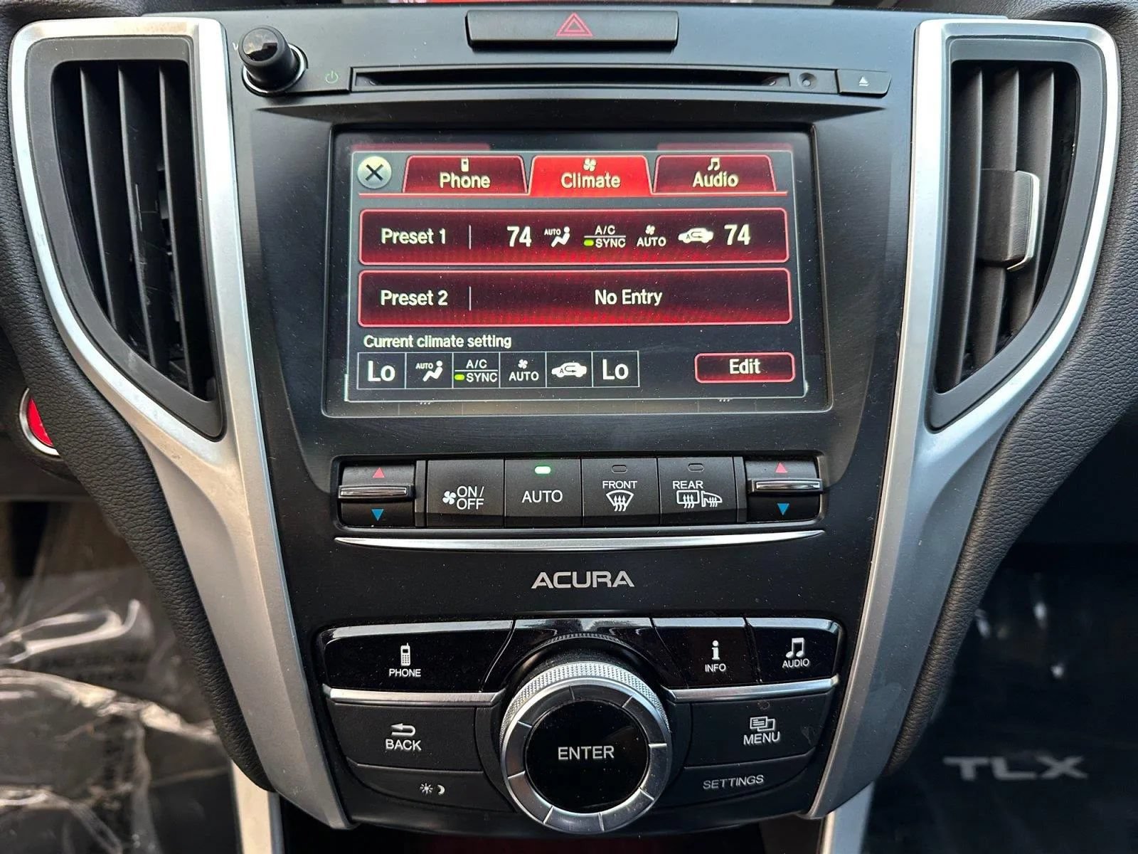 Used 2017 Acura TLX V6 FWD image 17