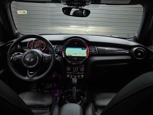 Used 2018 MINI Cooper S FWD image 12