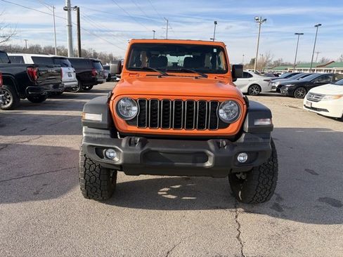 Used 2025 Jeep Wrangler Sport image 2