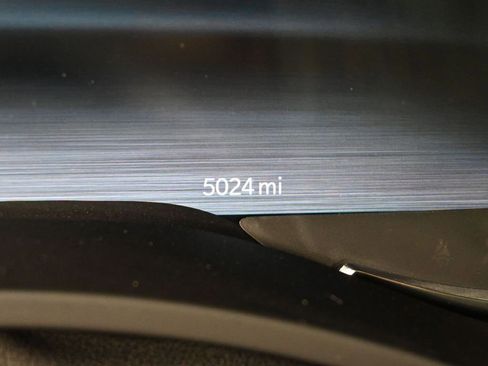 Used 2025 RAM 3500 Laramie image 17