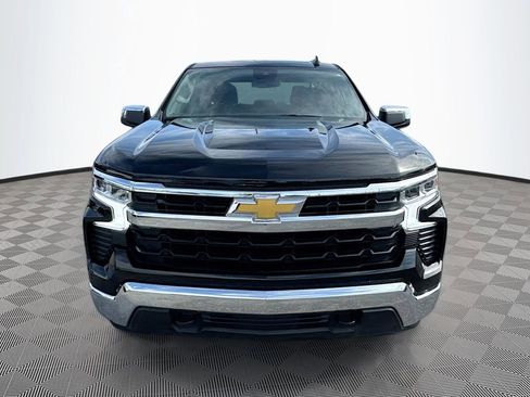 Used 2025 Chevrolet Silverado 1500 LT image 2