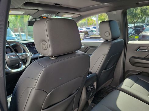 New 2026 GMC Canyon Elevation w/ Convenience Package RWD image 13