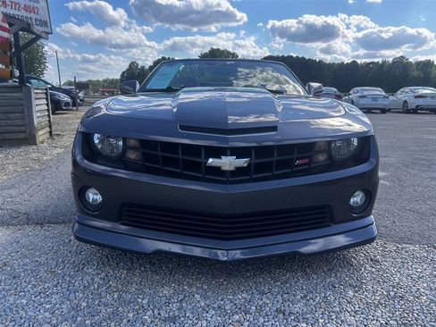 Used 2011 Chevrolet Camaro SS w/ LPO, Ground Effects Package RWD image 8