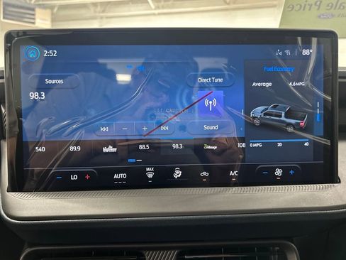 New 2025 Ford Maverick XL w/ Equipment Group 102A image 24