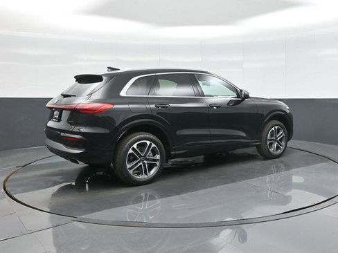 New 2026 Audi Q5 Premium Plus image 7