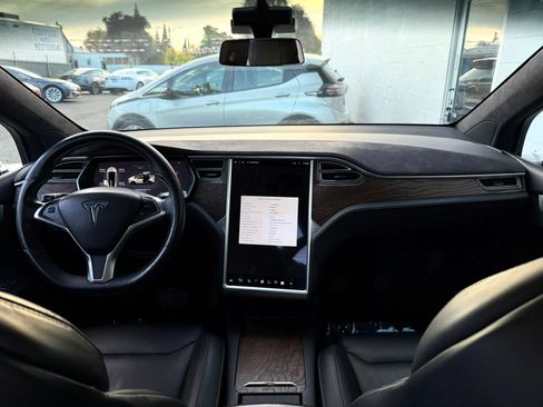 Used 2016 Tesla Model X 90D AWD/4WD image 25