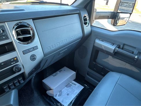 New 2026 Ford F650 Reg Cab image 24