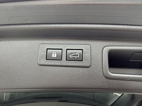 Used 2019 Subaru Forester Touring image 52