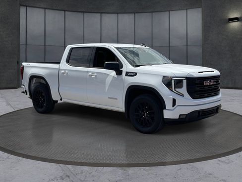 Certified 2026 GMC Sierra 1500 Elevation AWD/4WD image 8