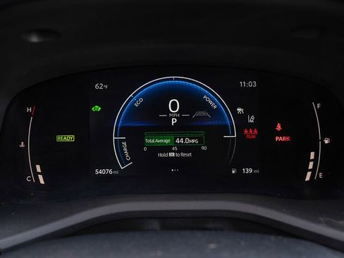 Used 2025 Toyota Camry LE image 17