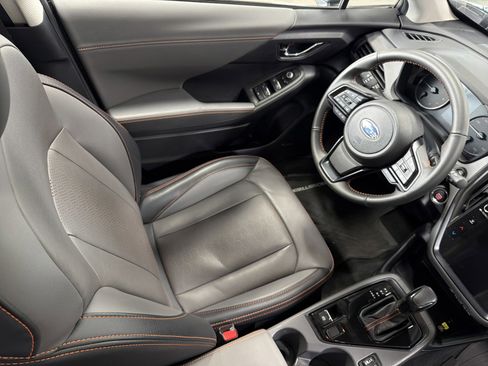 Certified 2024 Subaru Crosstrek 2.5i Limited w/ Crosstrek Mirror Package image 10