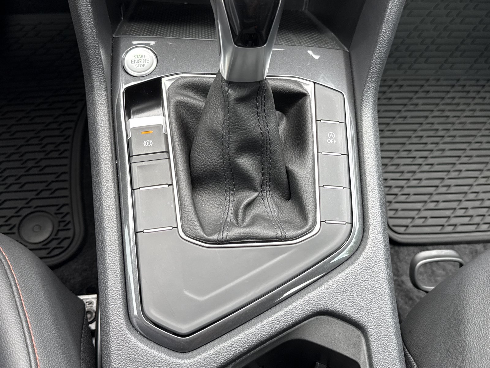 Used 2024 Volkswagen Tiguan Wolfsburg Edition FWD image 26