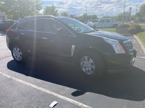 Used 2011 Cadillac SRX Luxury FWD image 4