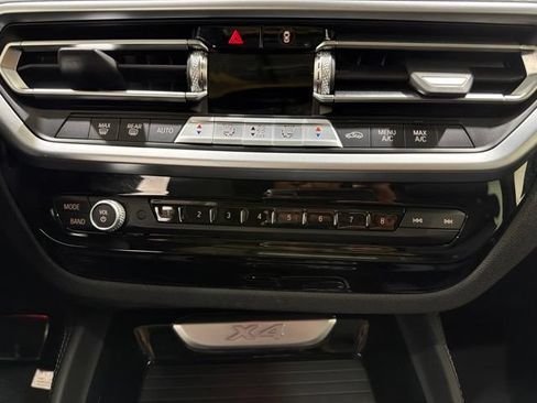 Certified 2024 BMW X4 xDrive30i w/ M Sport Package AWD/4WD image 36