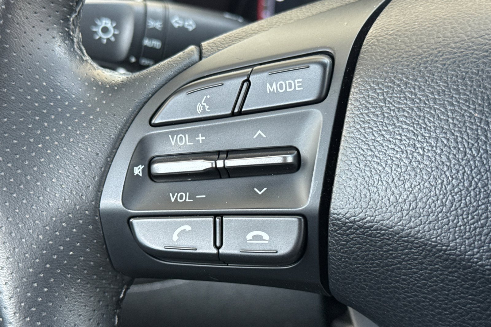 Used 2019 Hyundai Veloster Turbo Ultimate FWD image 26