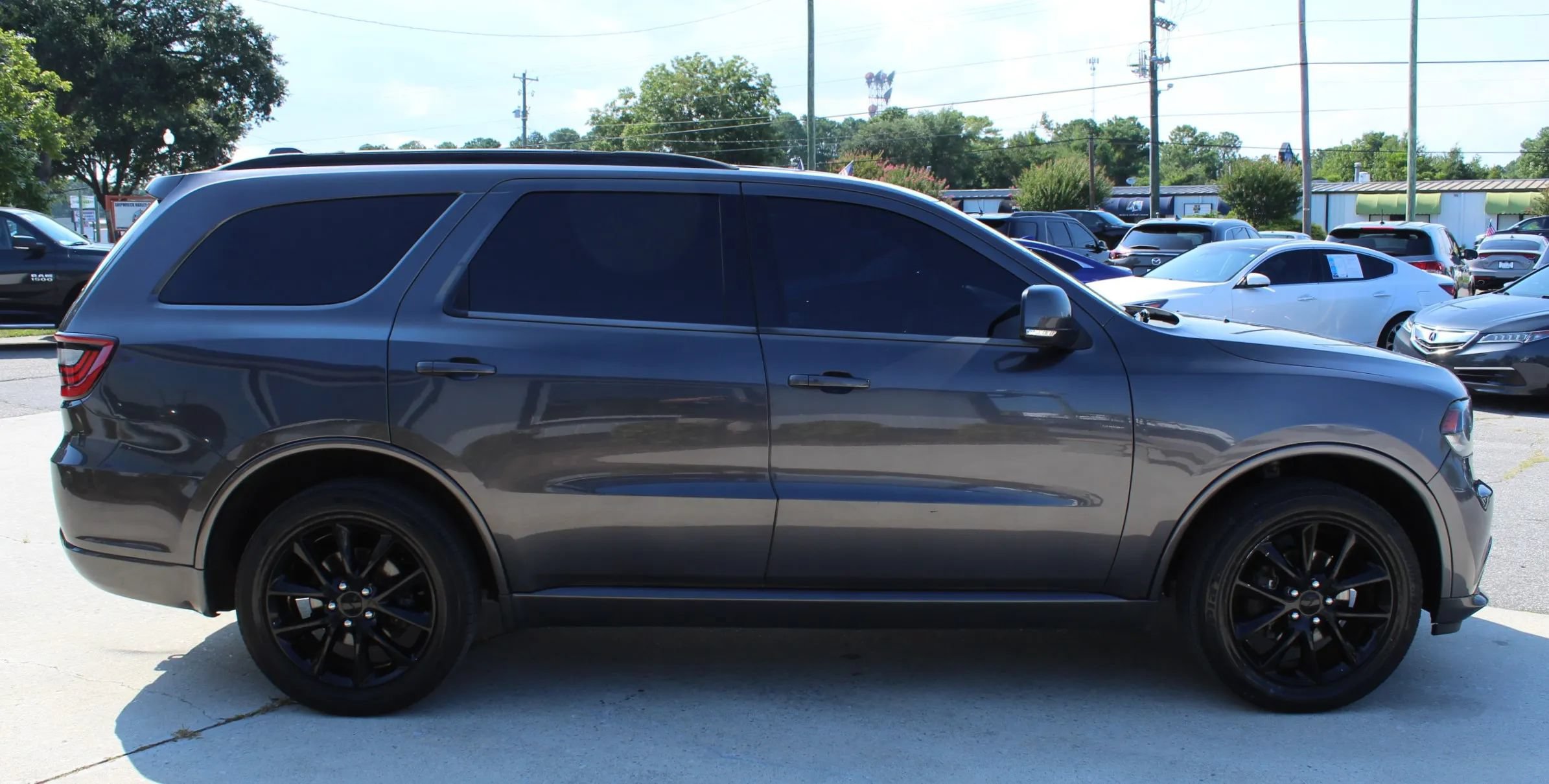 Used 2017 Dodge Durango GT w/ Premium Group AWD/4WD image 6