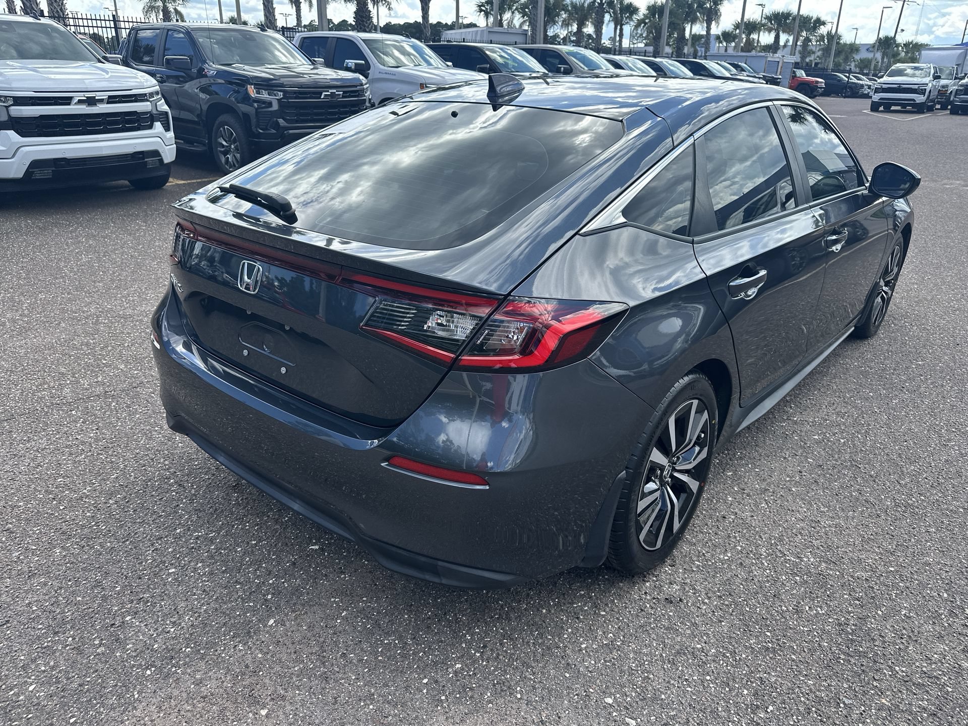 Used 2024 Honda Civic EX-L image 16