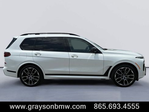 Used 2026 BMW X7 M60i AWD/4WD image 2