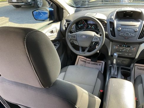Used 2017 Ford Escape SE w/ SE Cold Weather Package AWD/4WD image 17