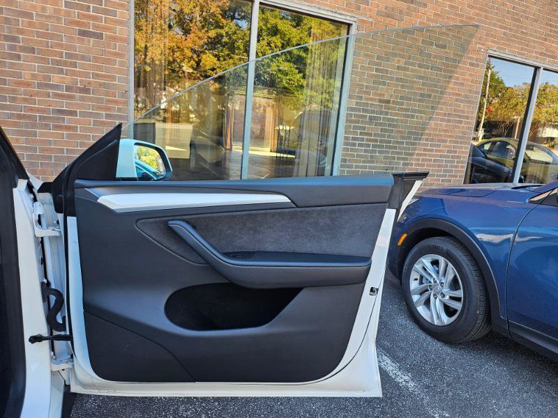 Used 2023 Tesla Model Y AWD image 60
