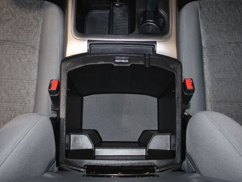 Used 2017 RAM 1500 Big Horn image 32