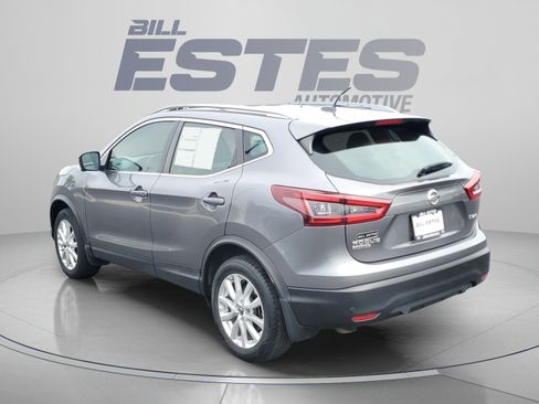 Used 2022 Nissan Rogue Sport SV w/ Technology Package AWD/4WD image 2